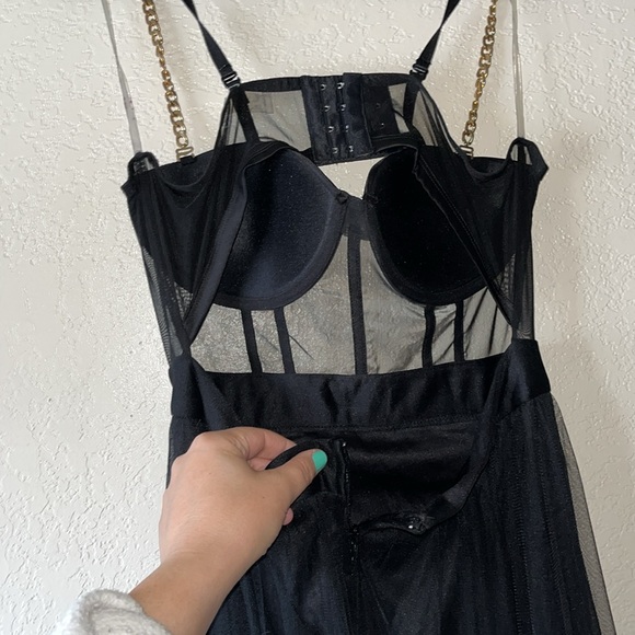 NWOT ⭐️Knock Out Gold Chain Corset Maxi Dress - Picture 8 of 12